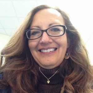 Meet your Posher, Dalia